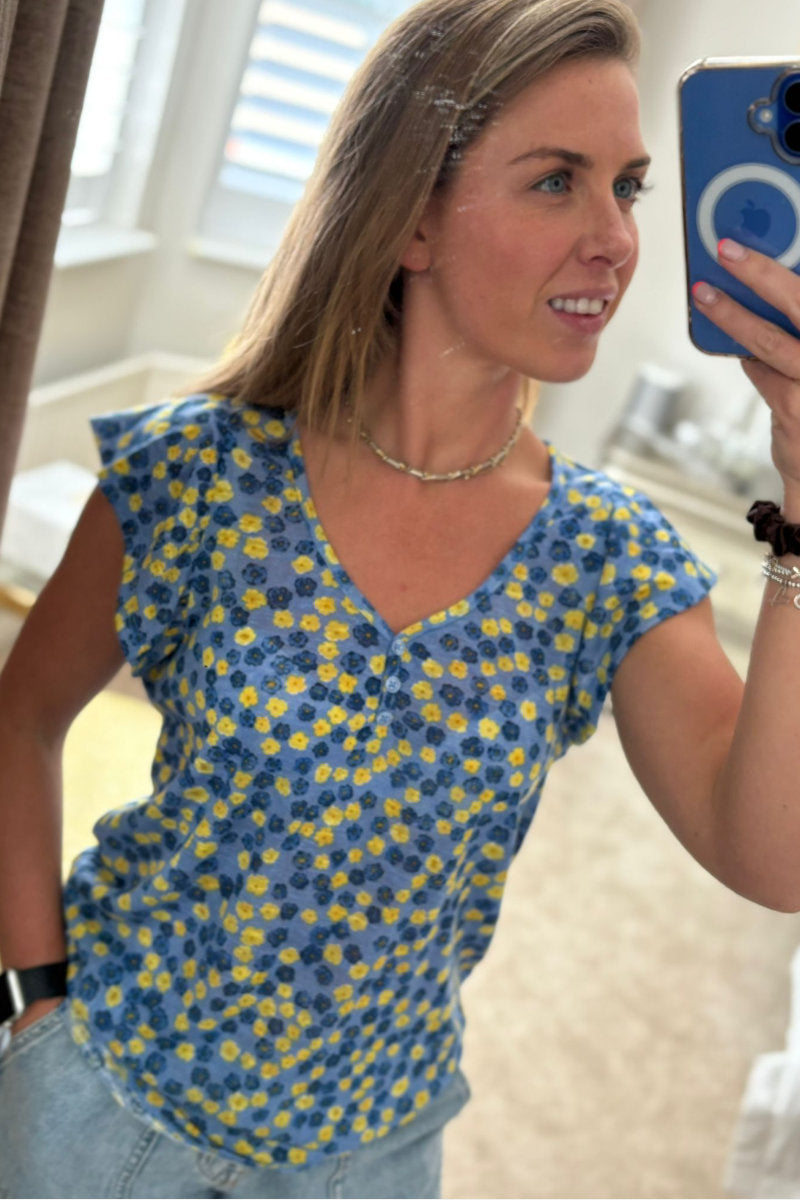 Ex Dunnes Stores Floral Top in Blue