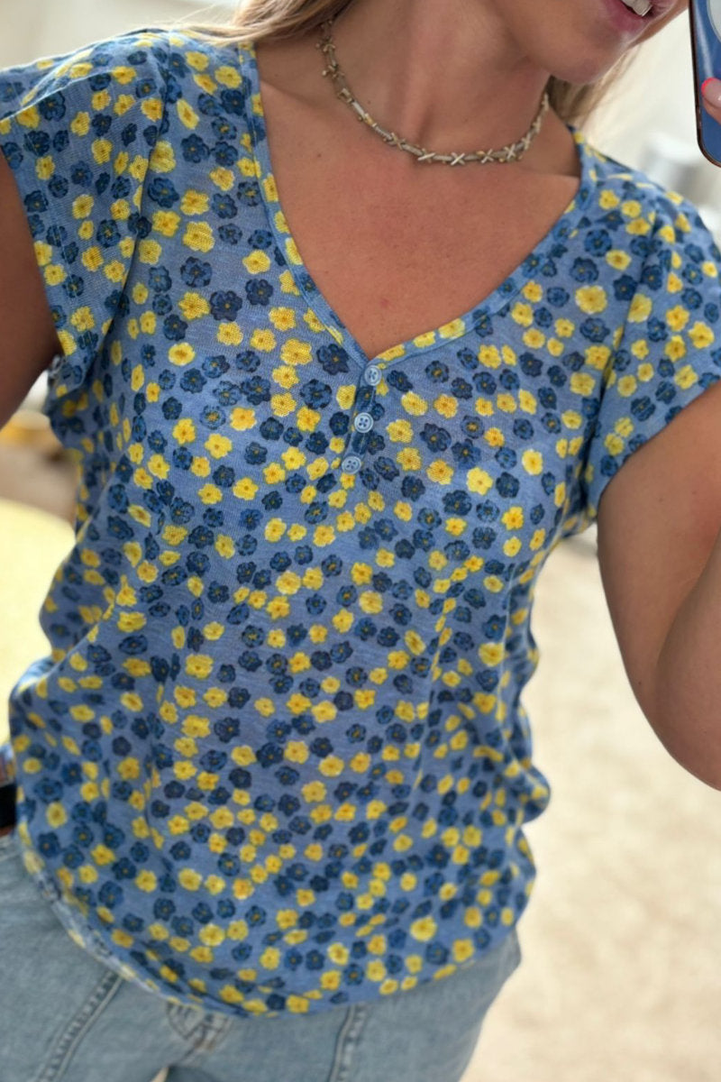 Ex Dunnes Stores Floral Top in Blue